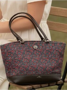 Coach Womens Ranch Floral print shoulder bag